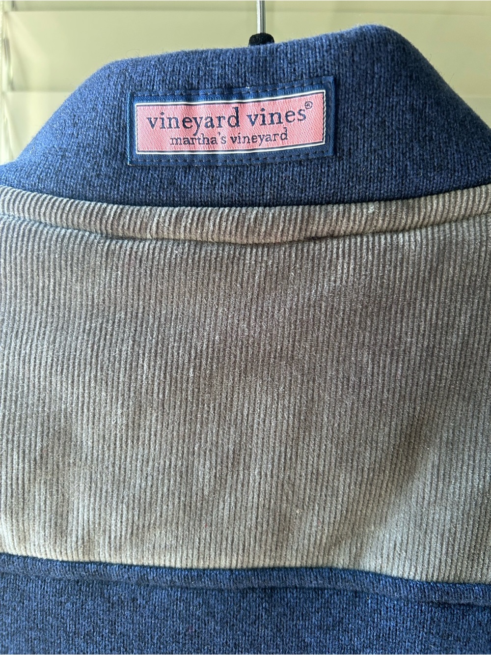 Vineyard Vines Blue Heather Shep BrownCorduroy Shoulder Fleece Pullover. Men’s L - Picture 7 of 8